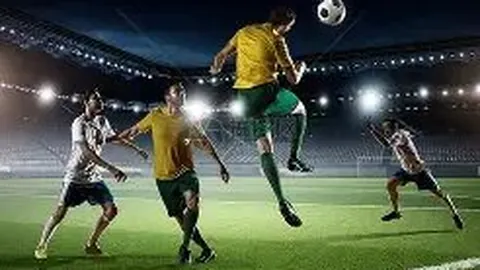 《尼科成长无限，哈兰德领袖风范初现：德尔夫点赞未来之星》